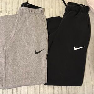 Nike sweatpants bundle